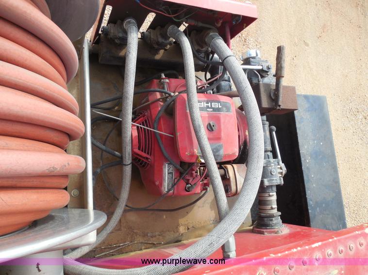 image for item I3311 1988 Chevrolet Silverado 1500 flatbed pickup truck