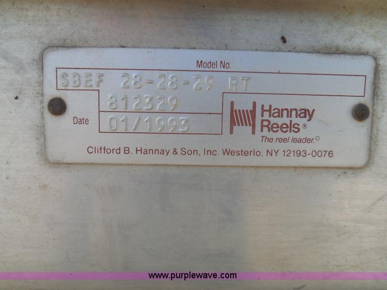 image for item I3311 1988 Chevrolet Silverado 1500 flatbed pickup truck