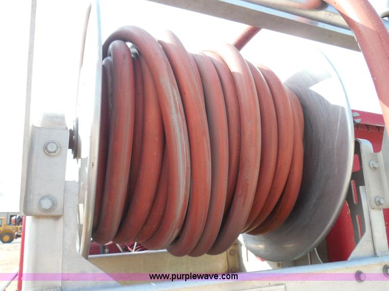 image for item I3311 1988 Chevrolet Silverado 1500 flatbed pickup truck