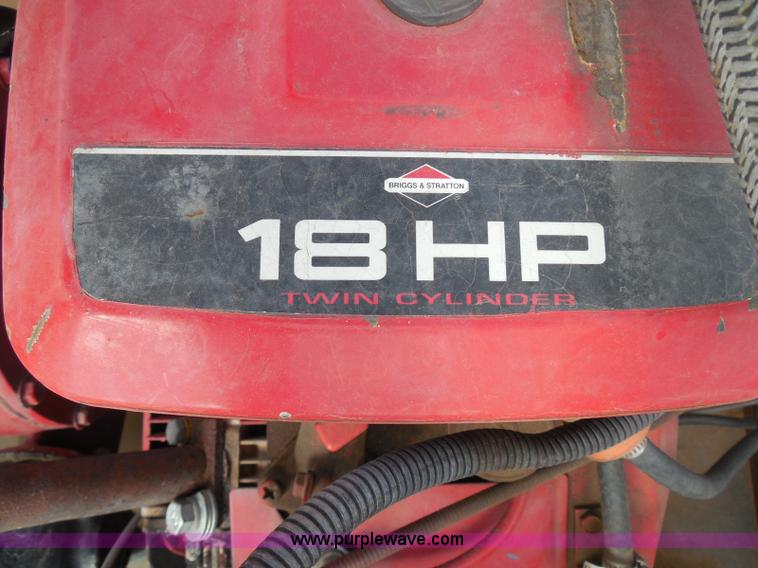 image for item I3311 1988 Chevrolet Silverado 1500 flatbed pickup truck