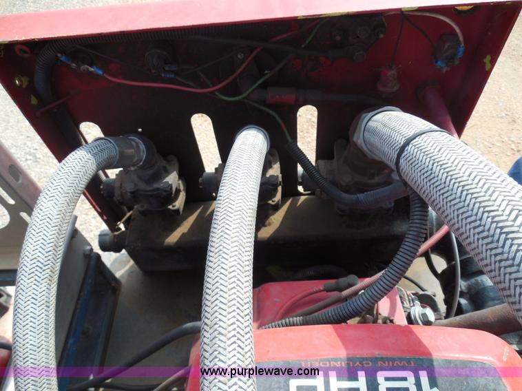 image for item I3311 1988 Chevrolet Silverado 1500 flatbed pickup truck