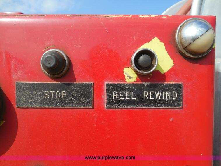 image for item I3311 1988 Chevrolet Silverado 1500 flatbed pickup truck