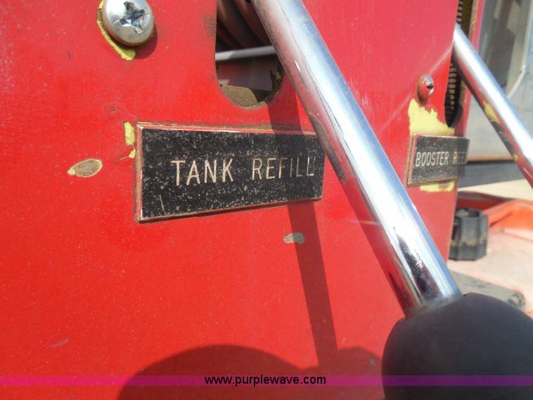 image for item I3311 1988 Chevrolet Silverado 1500 flatbed pickup truck