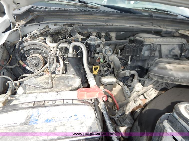 image for item I5374 2005 Ford F250 Super Duty XL pickup truck