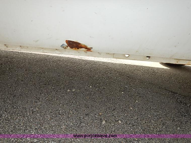 image for item I5374 2005 Ford F250 Super Duty XL pickup truck