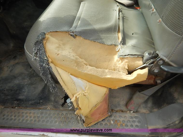 image for item I5391 2003 Ford F250 Super Duty XL pickup truck