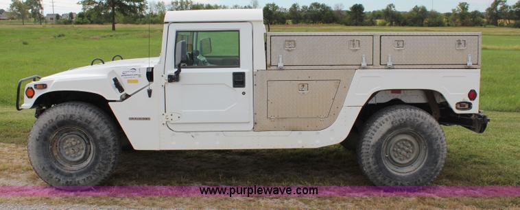 image for item I5786 1995 Am General Hummer Recruit