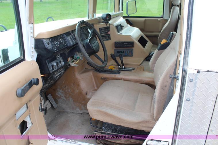 image for item I5786 1995 Am General Hummer Recruit