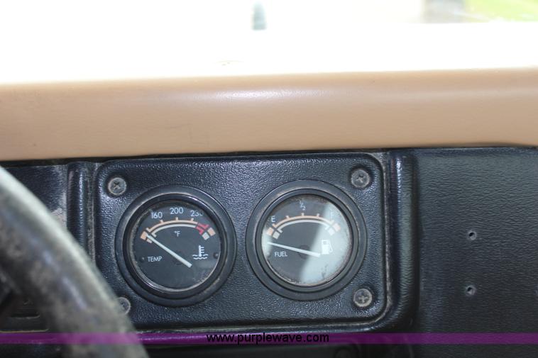 image for item I5786 1995 Am General Hummer Recruit