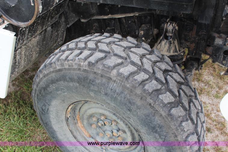 image for item I5786 1995 Am General Hummer Recruit