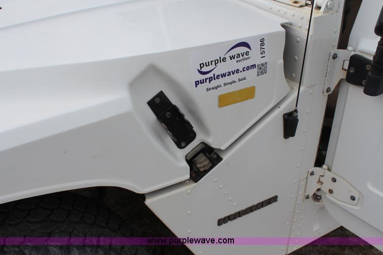 image for item I5786 1995 Am General Hummer Recruit