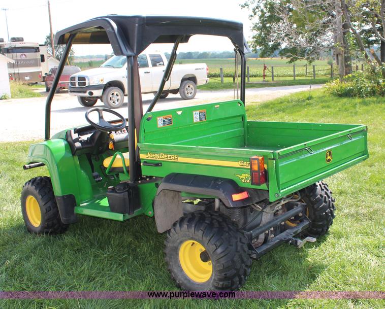image for item I5997 2006 John Deere HPX gator