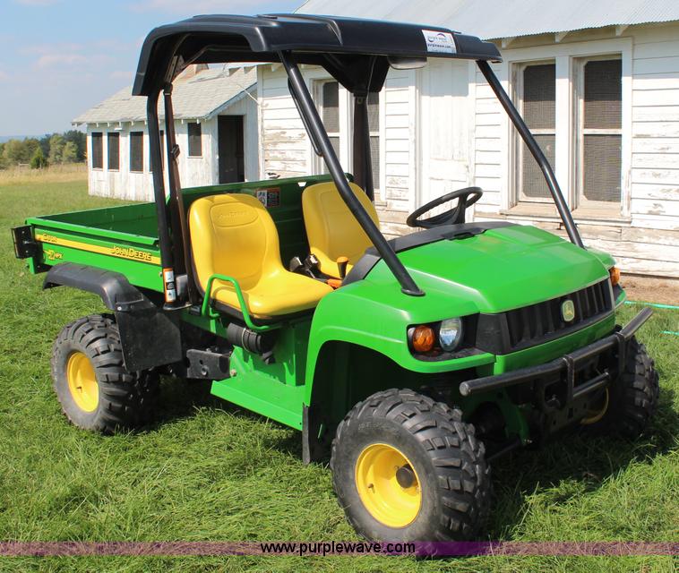 image for item I5997 2006 John Deere HPX gator