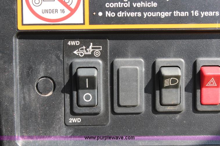 image for item I5997 2006 John Deere HPX gator