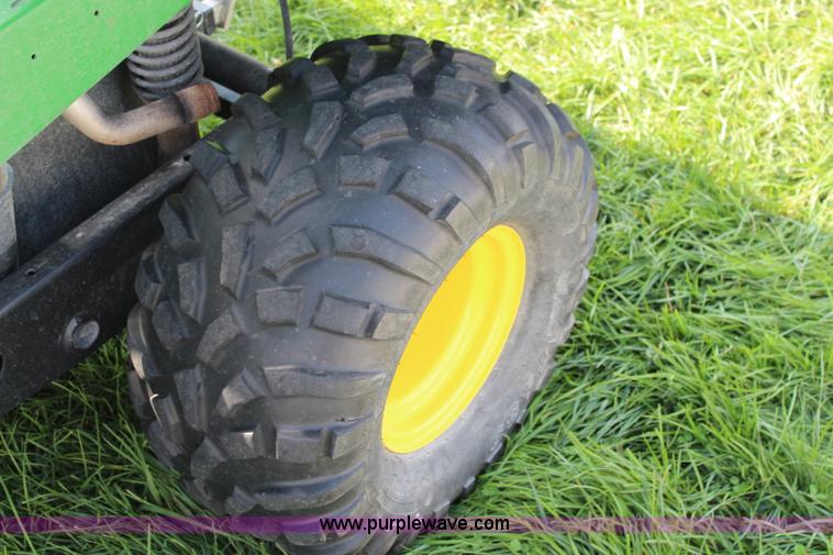 image for item I5997 2006 John Deere HPX gator