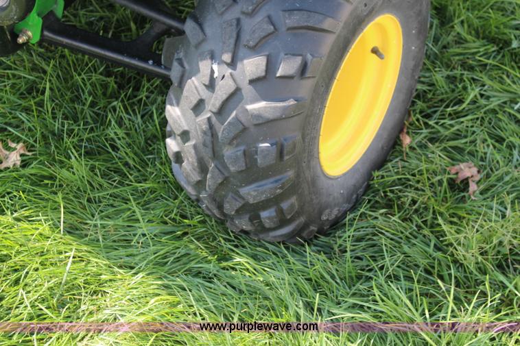 image for item I5997 2006 John Deere HPX gator