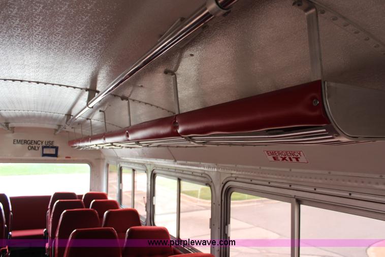 image for item I6000 1989 GMC P6 Amtran bus