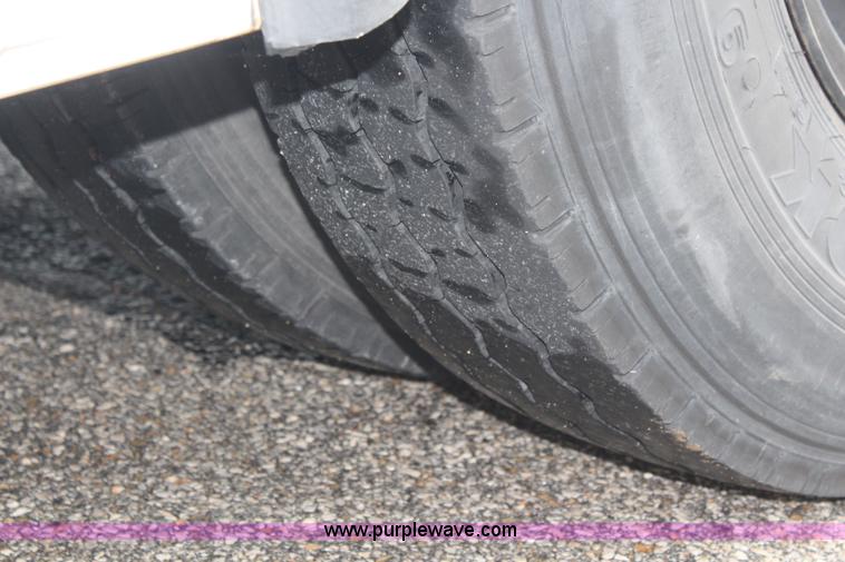 image for item I6000 1989 GMC P6 Amtran bus