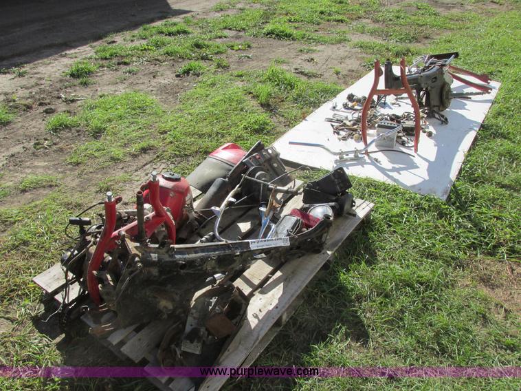 image for item I6015 Assorted Honda ATV parts