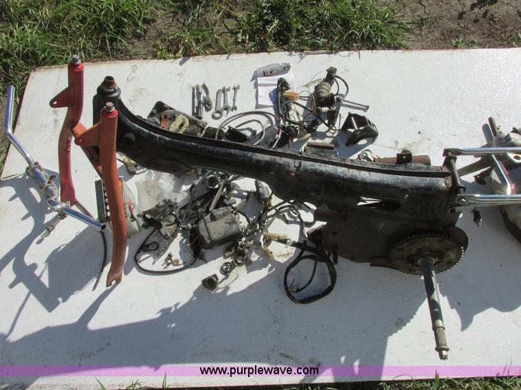 image for item I6015 Assorted Honda ATV parts