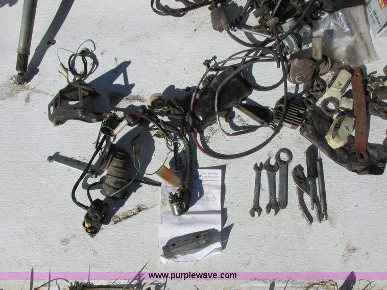 image for item I6015 Assorted Honda ATV parts