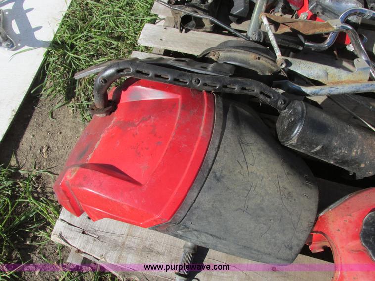 image for item I6015 Assorted Honda ATV parts