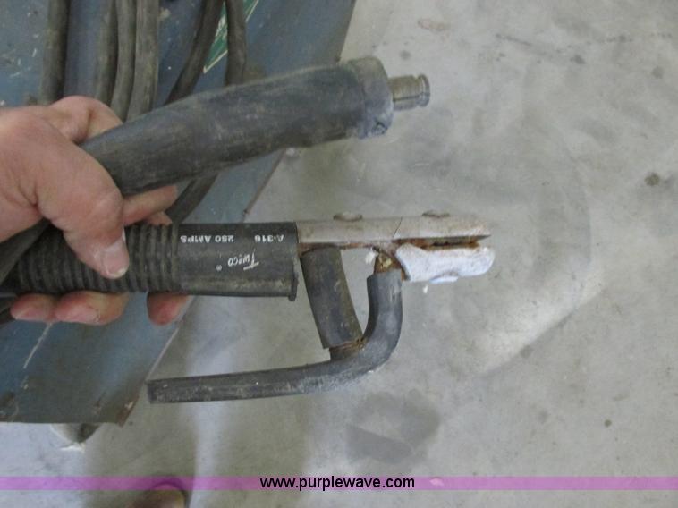 image for item I6020 Miller Dialarc 250 AC/DC arc welder