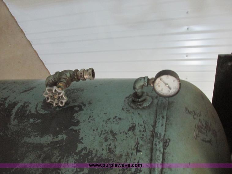 image for item I6021 Curtis 00969A air compressor