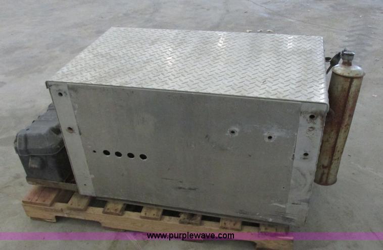 image for item I6023 Onan 40BFA-1R/23000C generator