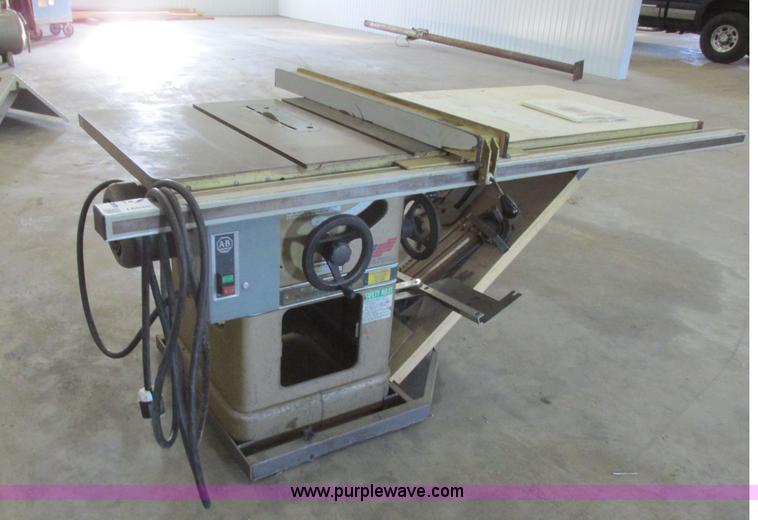 image for item I6025 Powermatic 66 table saw