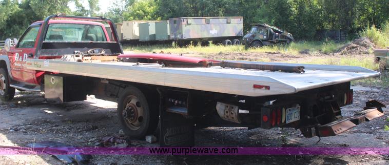 image for item J2189 1996 Chevrolet 3500 rollback truck