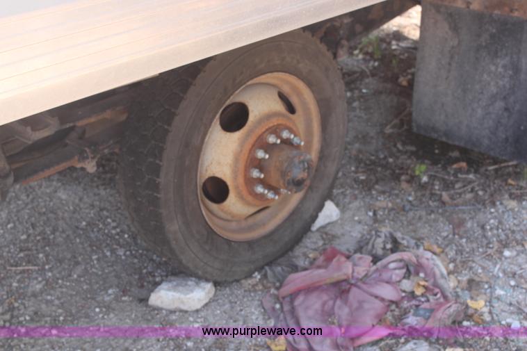 image for item J2189 1996 Chevrolet 3500 rollback truck