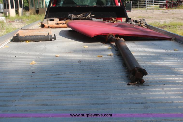 image for item J2189 1996 Chevrolet 3500 rollback truck