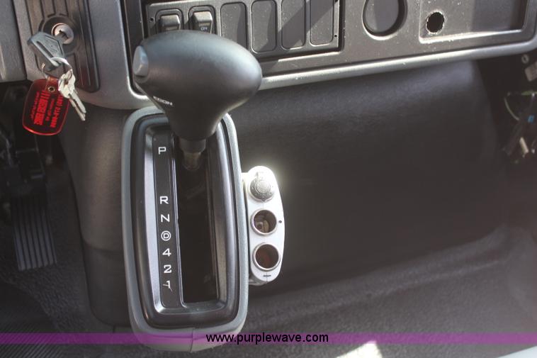 image for item J2244 2004 International DuraStar 4300 rollback truck