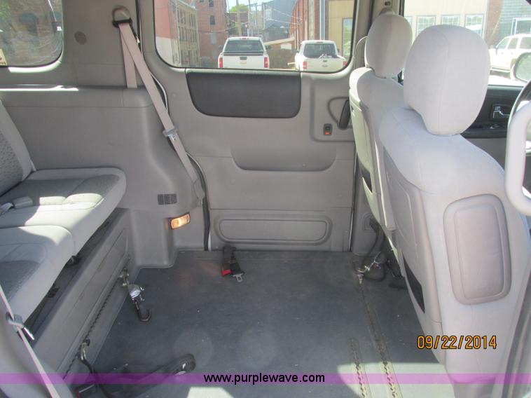 image for item J2460 2008 Chevrolet Uplander Cargo Braun van