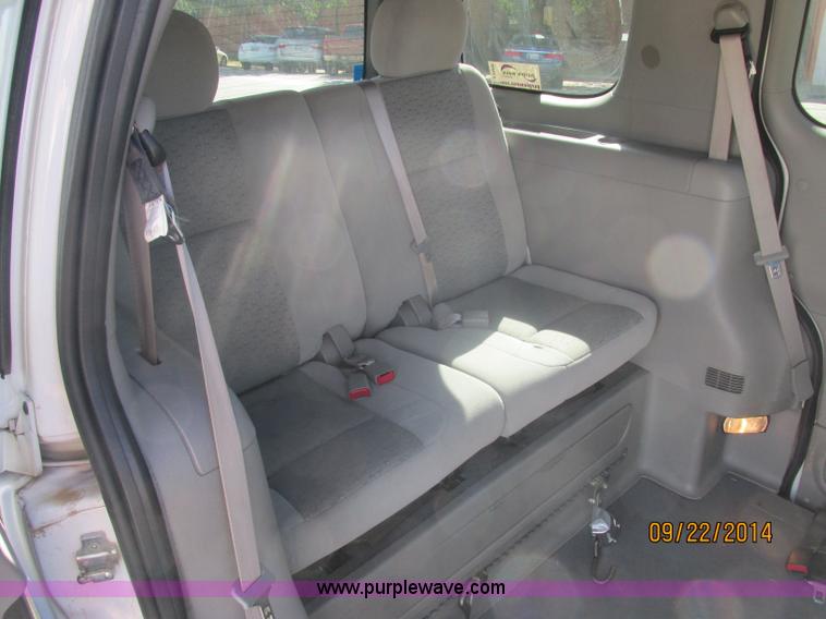 image for item J2460 2008 Chevrolet Uplander Cargo Braun van