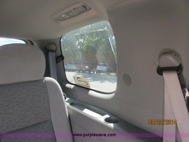 image for item J2460 2008 Chevrolet Uplander Cargo Braun van