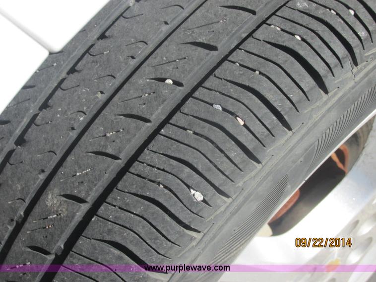 image for item J2460 2008 Chevrolet Uplander Cargo Braun van