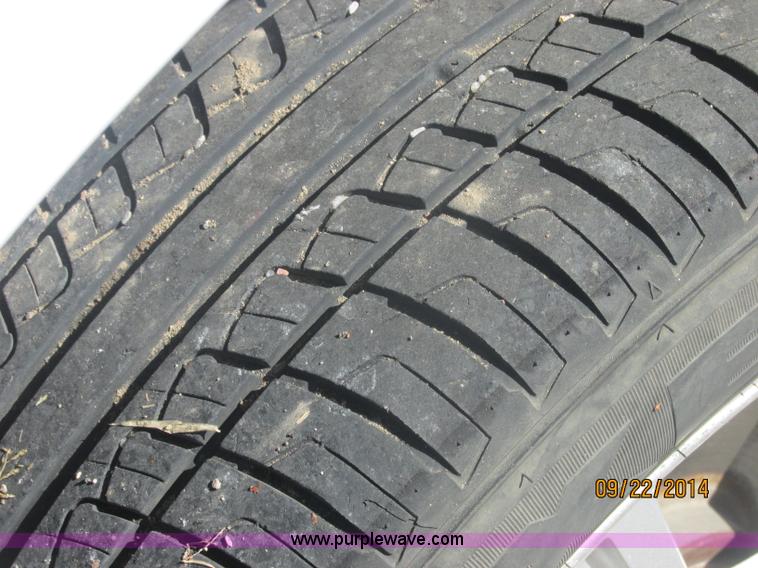 image for item J2460 2008 Chevrolet Uplander Cargo Braun van