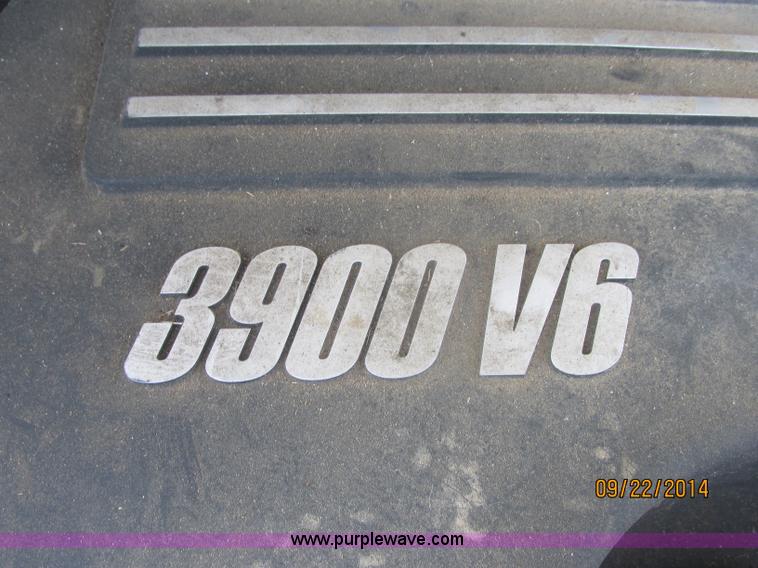 image for item J2460 2008 Chevrolet Uplander Cargo Braun van