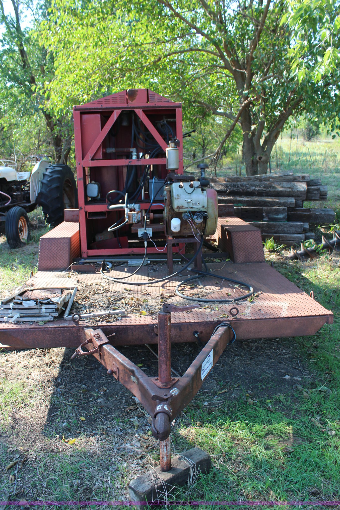 Branick tire cutting machine in Junction City, KS Item I5784 sold