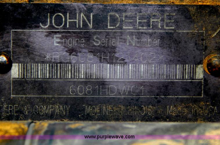 image for item B4820 2001 John Deere 770CH articulated motor grader