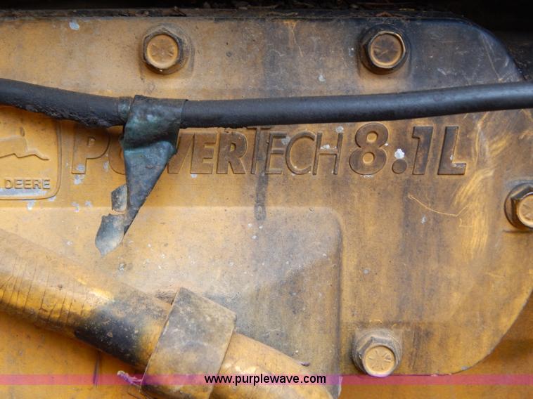 image for item B4820 2001 John Deere 770CH articulated motor grader