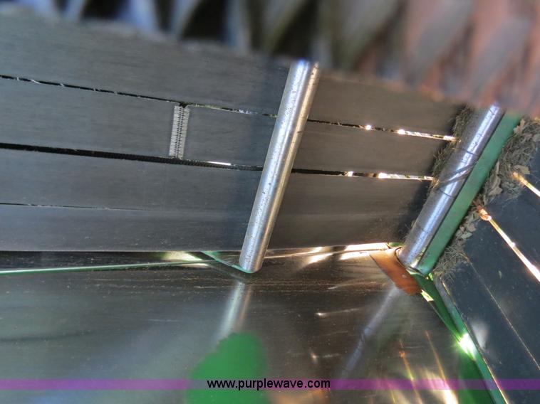 image for item B4822 2004 John Deere 467 round baler