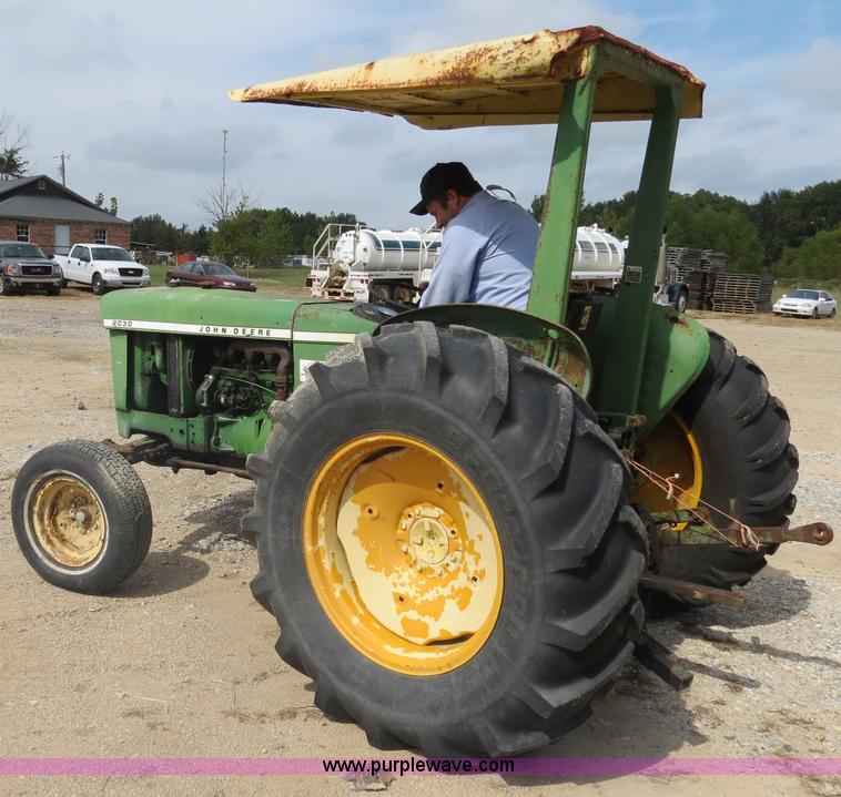 image for item B4823 1974 John Deere 2030 tractor