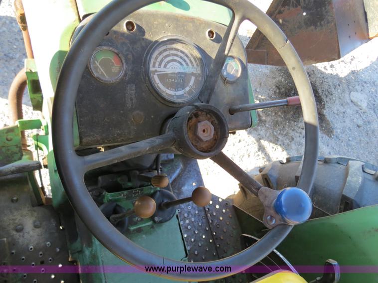 image for item B4823 1974 John Deere 2030 tractor