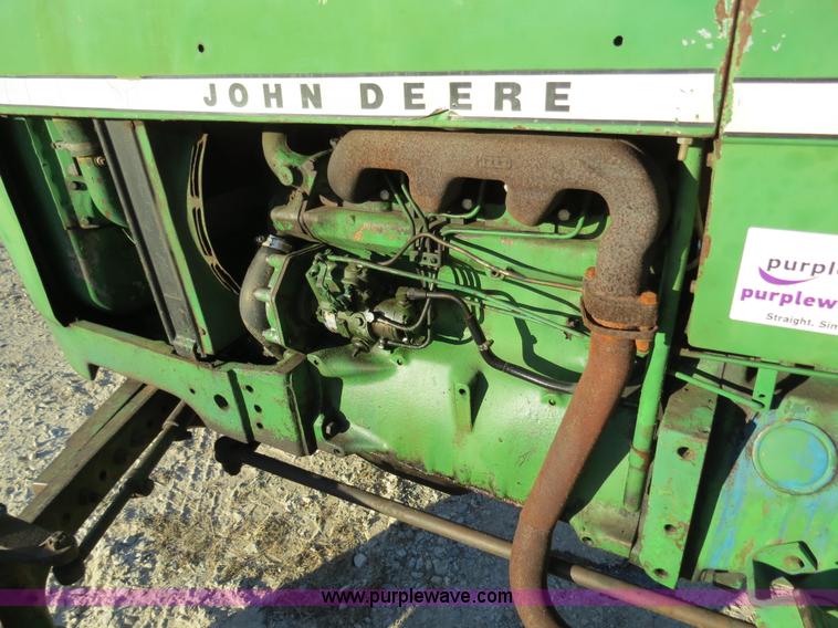 image for item B4823 1974 John Deere 2030 tractor