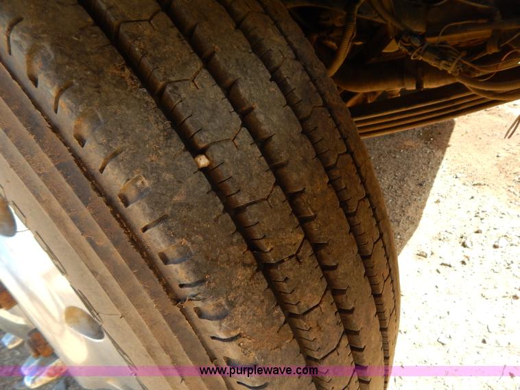 image for item B4825 1994 Kenworth W900B semi truck