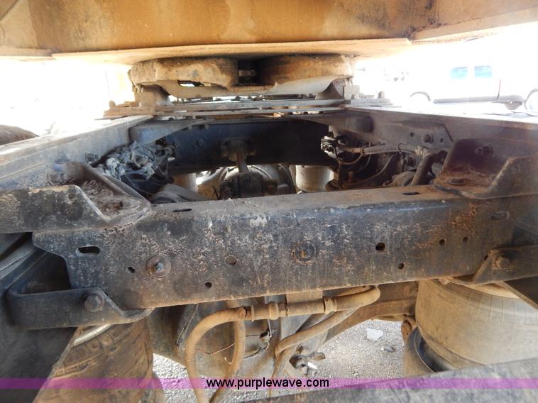 image for item B4825 1994 Kenworth W900B semi truck