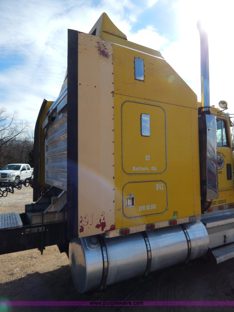 image for item B4825 1994 Kenworth W900B semi truck